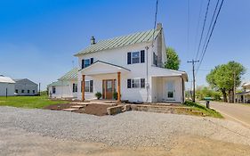 Spacious Shippensburg Home 4 Mi To Tiny World!